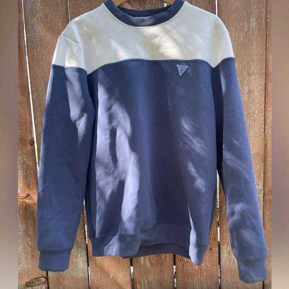 GUESS Men’s Colorblock Blue White Long Sleeve Sweatshirt Size Small - Picture 1 of 13